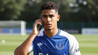Everton have made an €18 million offer for American striker Folarin Balogun, who wants to join the club from AS Monaco