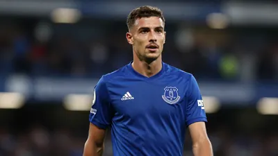 Everton chase surplus star as promoted clubs eye Iroegbunam