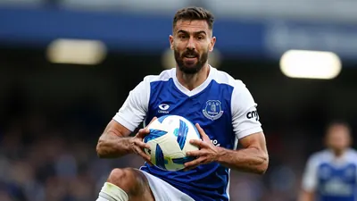 Everton in Three-Way Battle for £30m Daniel Munoz Transfer
