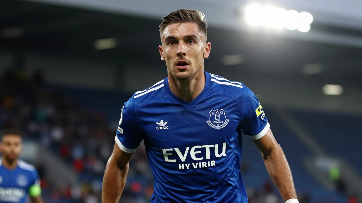 Crystal Palace Visit Everton in Premier League Opener