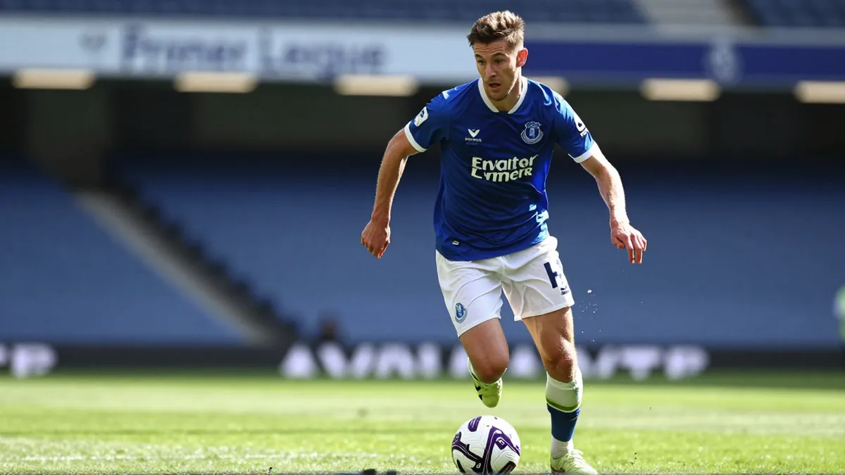 Everton Signs Australia Striker McNamara