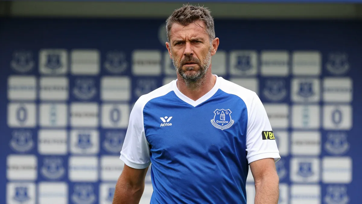 Everton's Duncan Ferguson backed for Scotland manager role