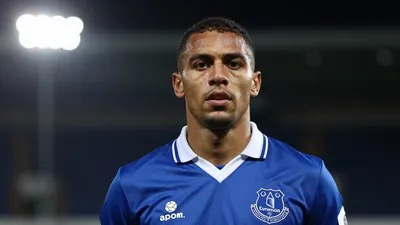 Everton Retro Shirt Deal: Get Classic Home Jersey for Under £12